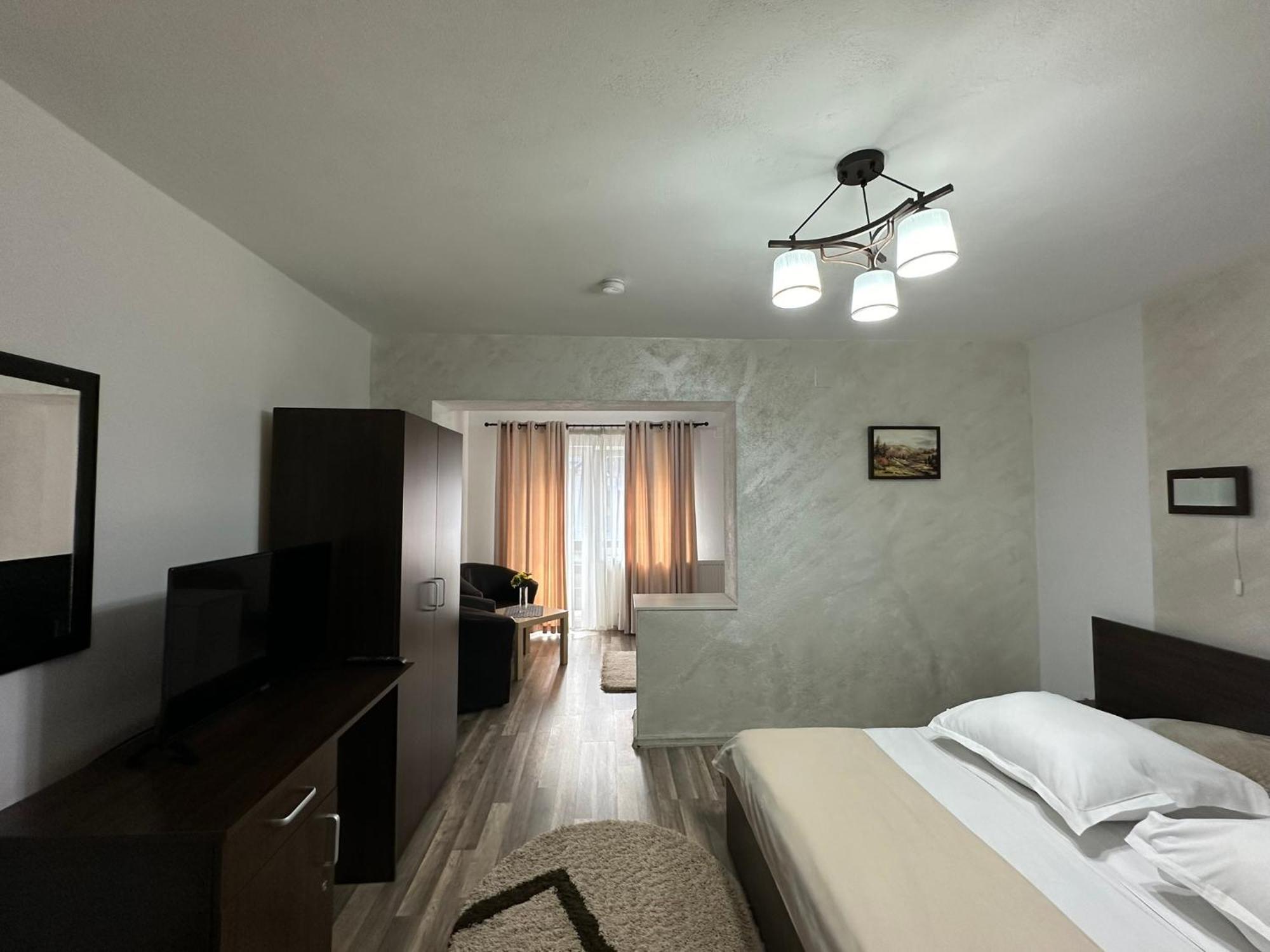Hotel Casuta De Langa Izvor Moeciu De Sus Exterior foto