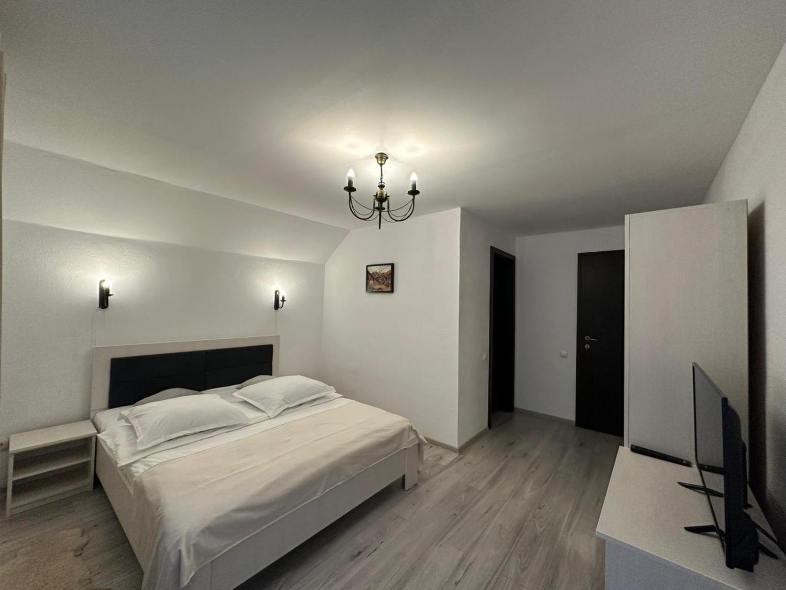 Hotel Casuta De Langa Izvor Moeciu De Sus Exterior foto