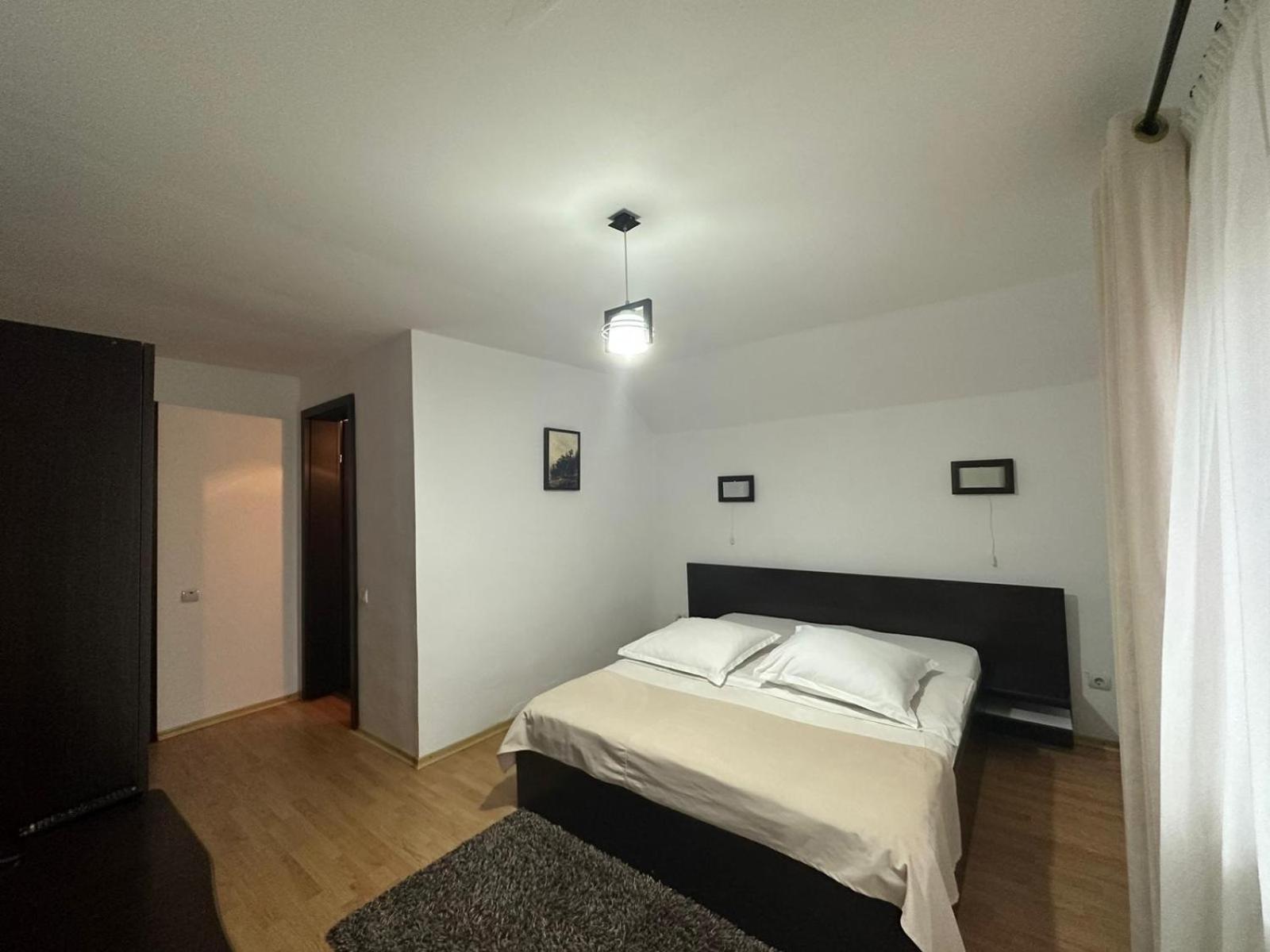 Hotel Casuta De Langa Izvor Moeciu De Sus Exterior foto
